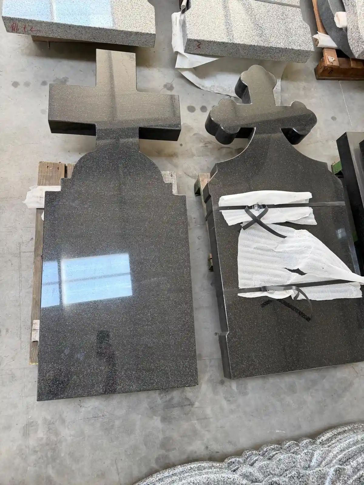 imagine cu monument