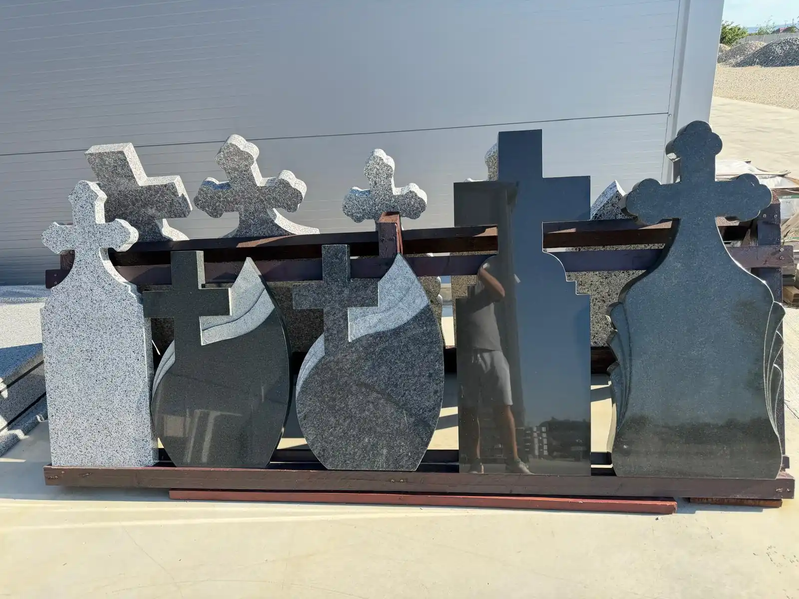 imagine cu monument